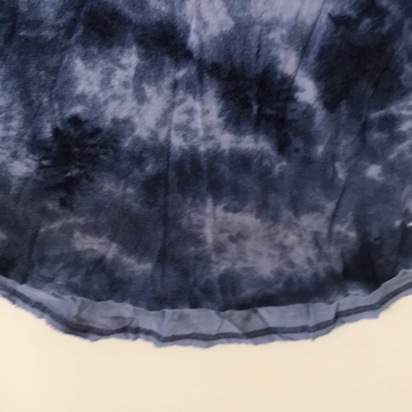 Hollister Tye Dyed T-Shirt - Picture 7 of 8